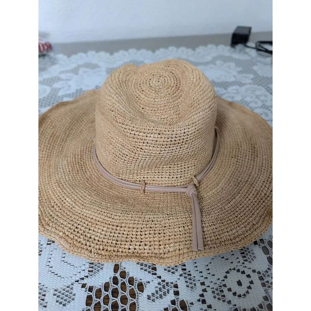 Velvet By Graham & Spencer Raffia hat